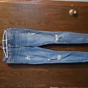 Maurices ripped skinny jeans